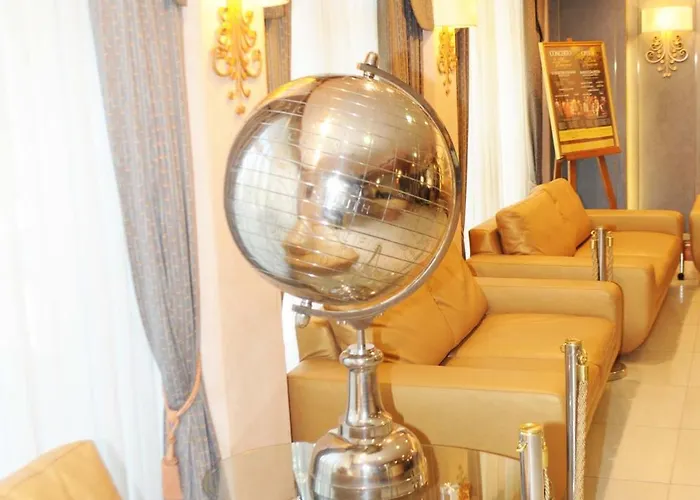 Hotel Mondial